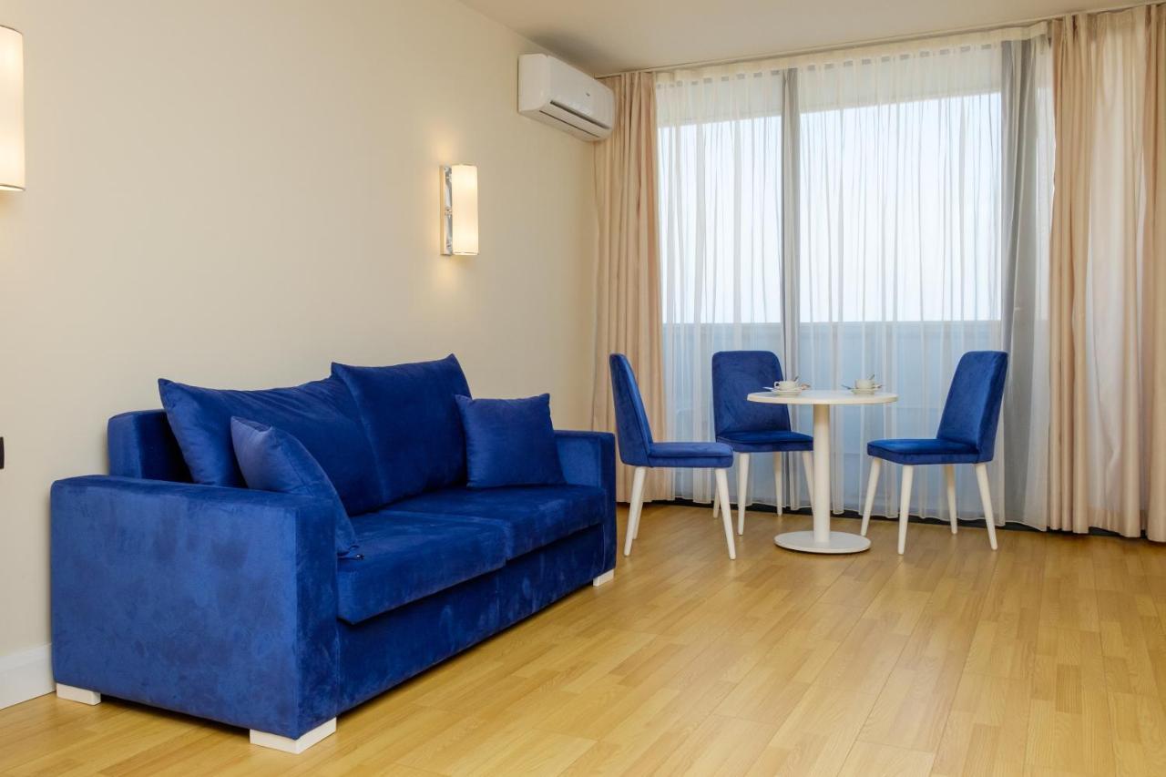 Manco Apartments Батуми Экстерьер фото