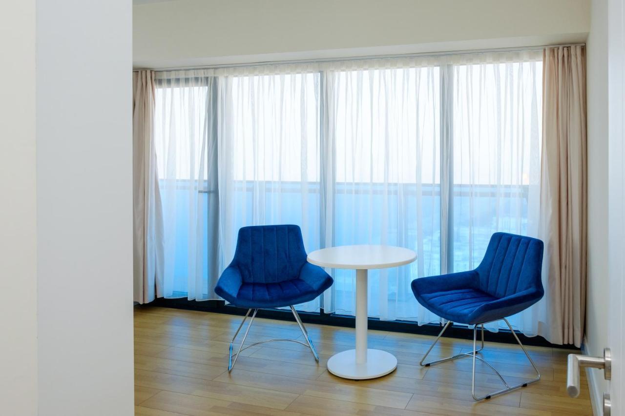 Manco Apartments Батуми Экстерьер фото