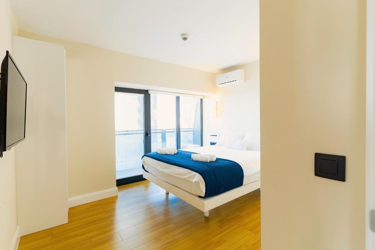 Manco Apartments Батуми Экстерьер фото
