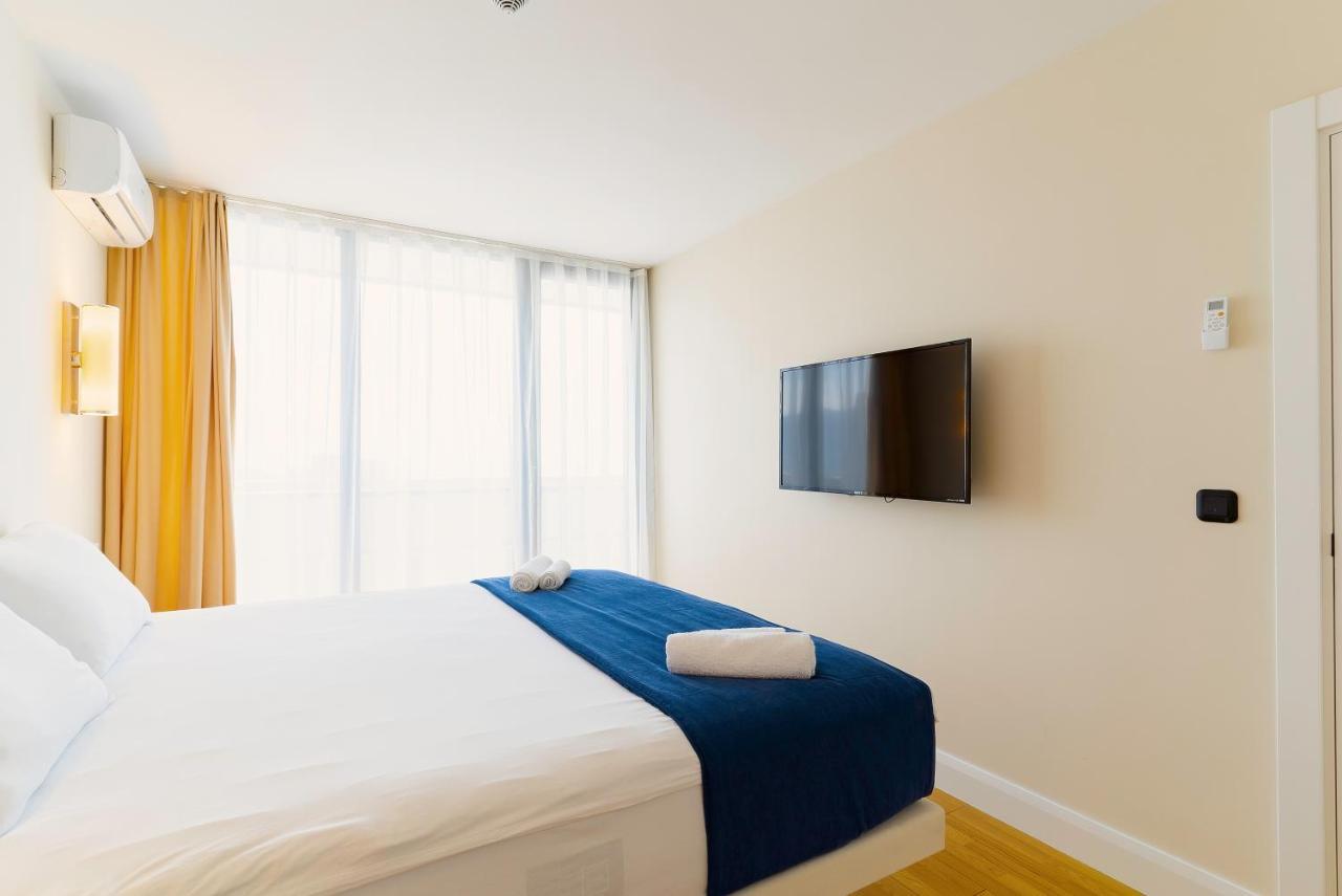 Manco Apartments Батуми Экстерьер фото
