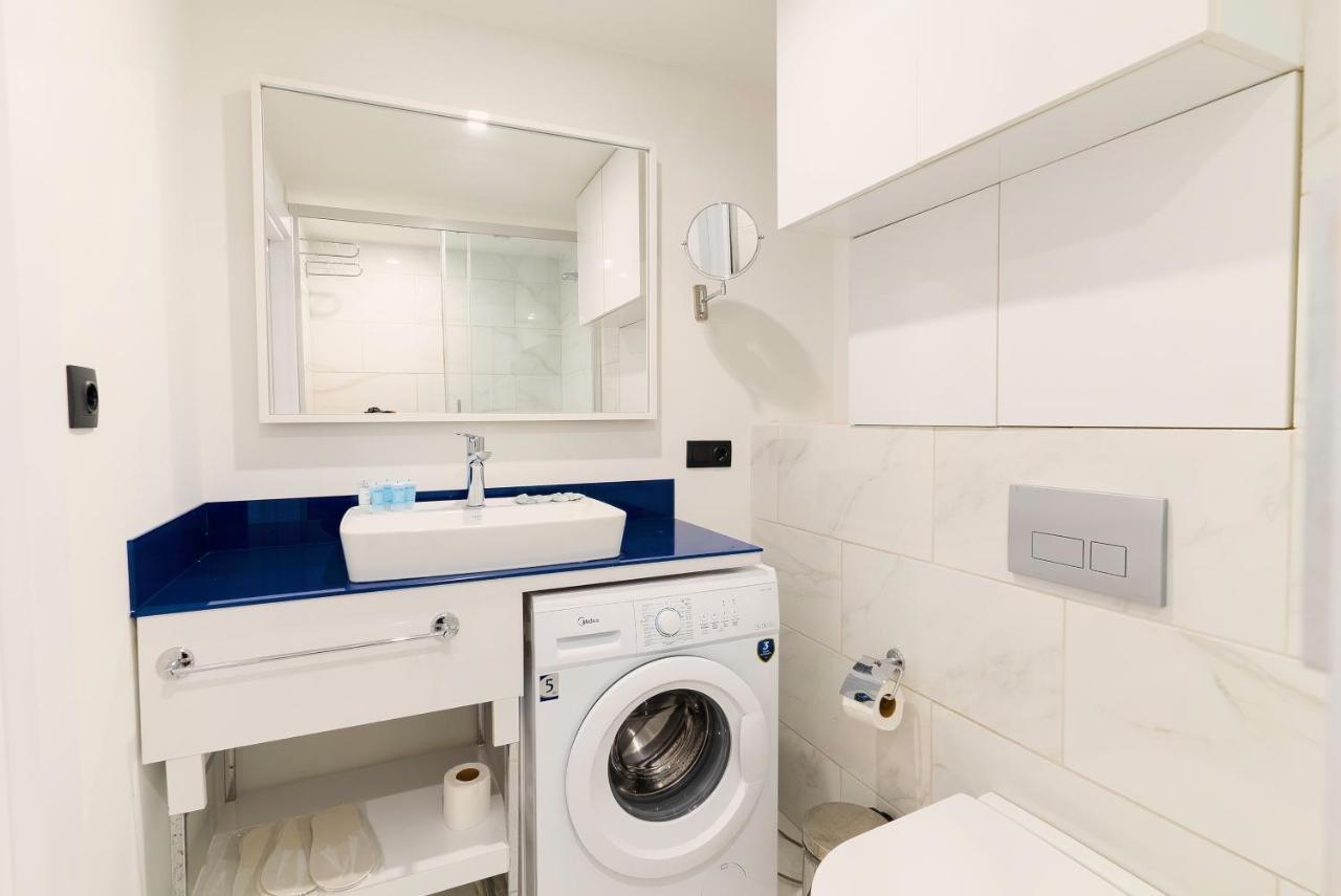Manco Apartments Батуми Экстерьер фото