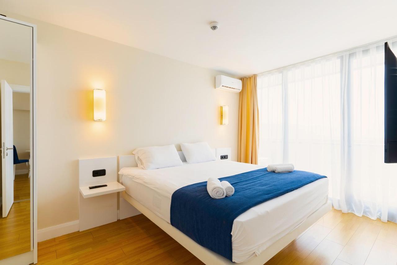 Manco Apartments Батуми Экстерьер фото