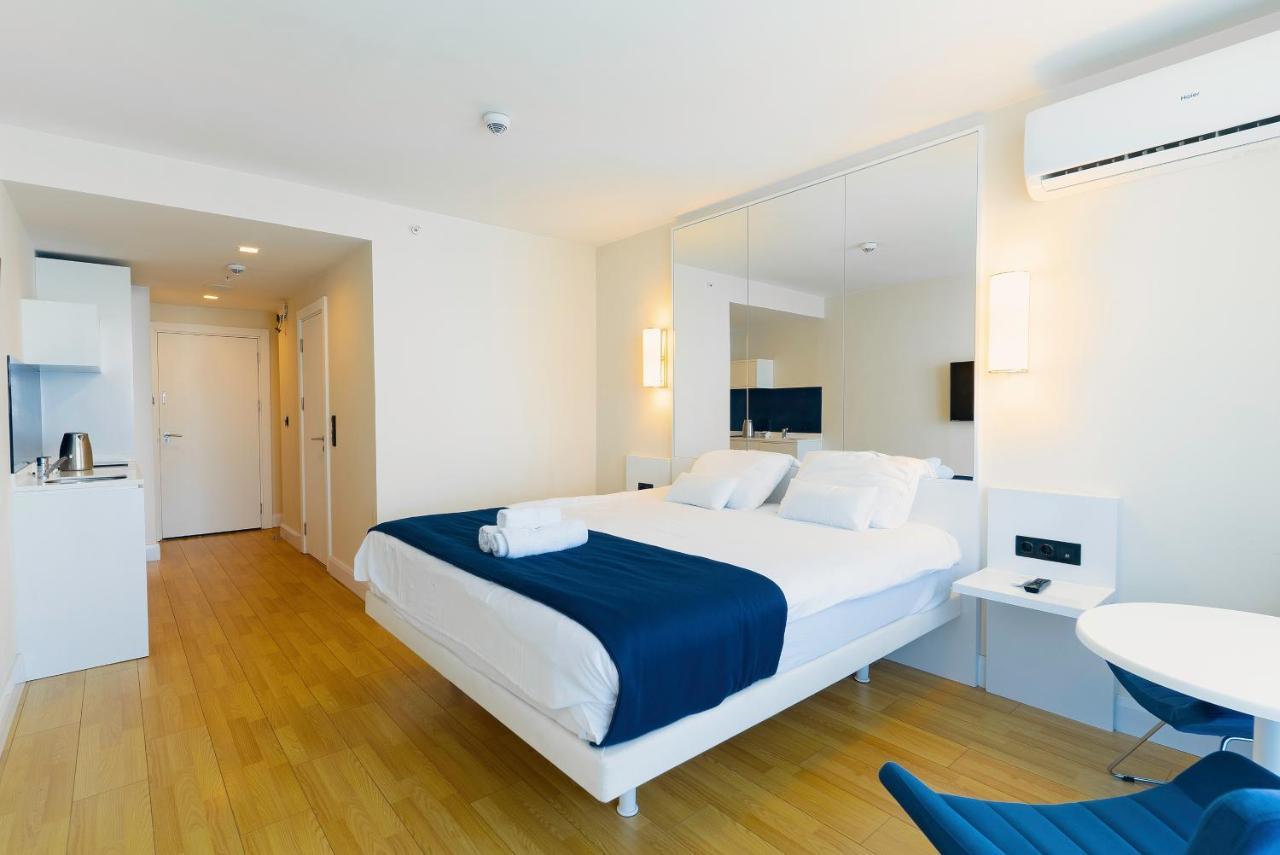 Manco Apartments Батуми Экстерьер фото