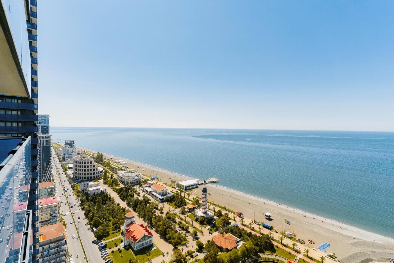 Manco Apartments Батуми Экстерьер фото