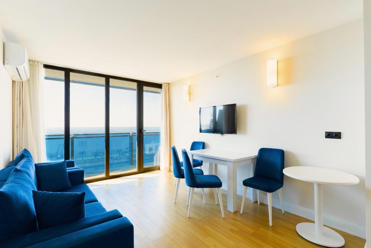 Manco Apartments Батуми Экстерьер фото