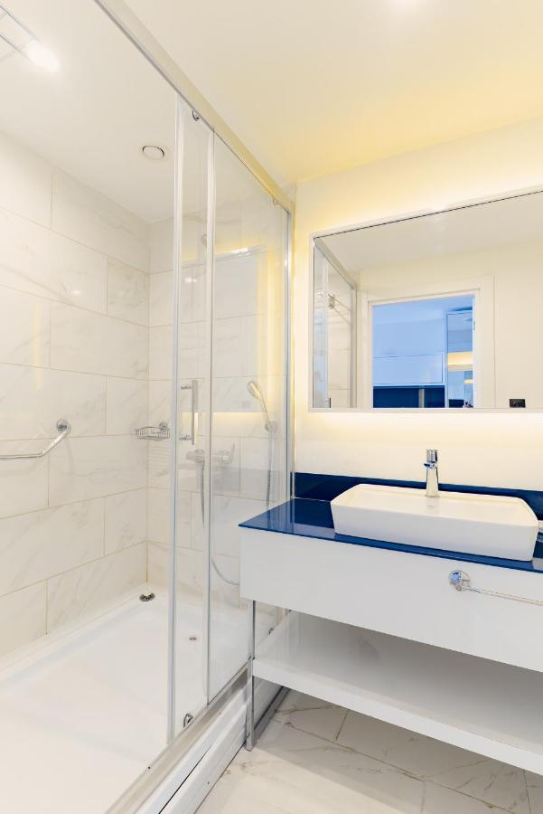 Manco Apartments Батуми Экстерьер фото