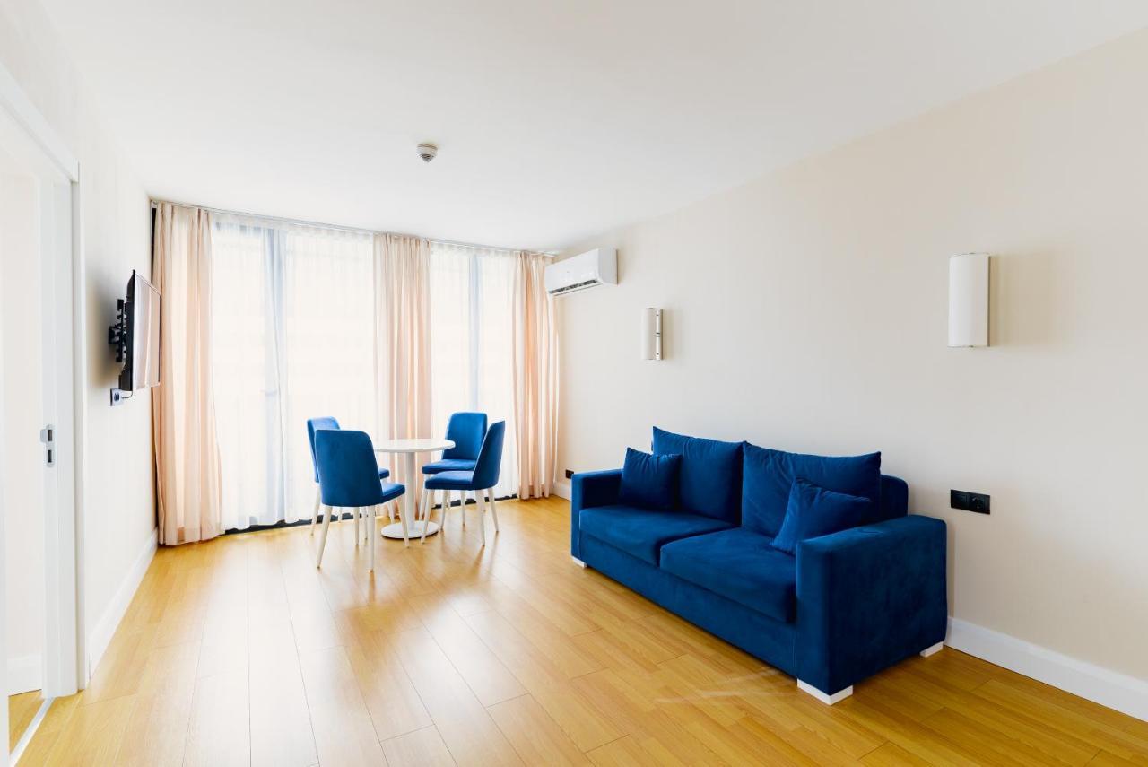 Manco Apartments Батуми Экстерьер фото