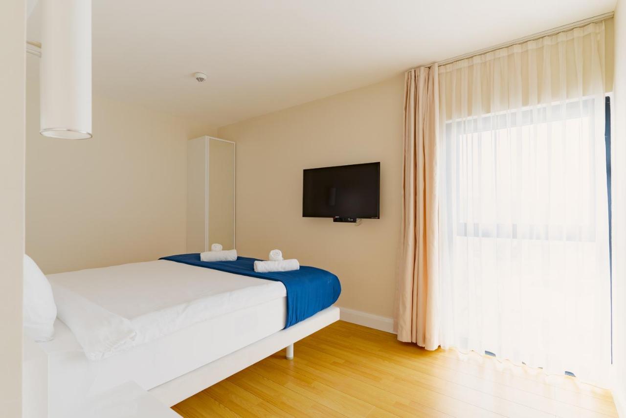 Manco Apartments Батуми Экстерьер фото