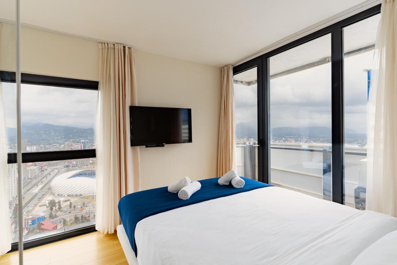 Manco Apartments Батуми Экстерьер фото