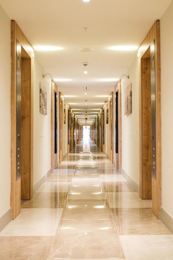 Manco Apartments Батуми Экстерьер фото